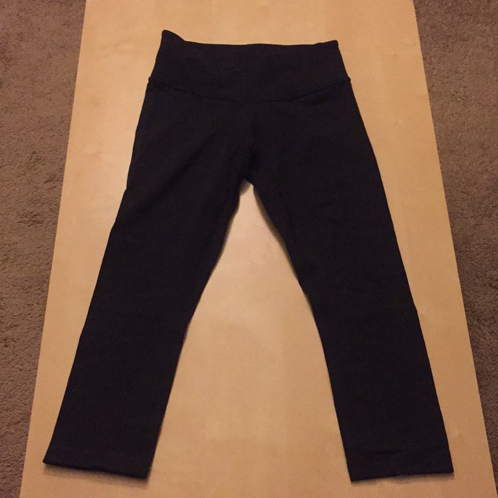 Black Lululemon Capris